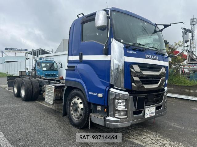 Isuzu GIGA 2016-05 8879915-0