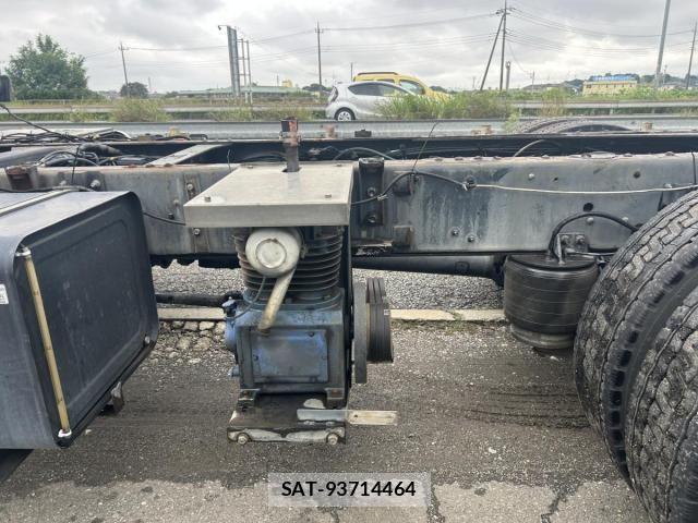 Isuzu GIGA 2016-05 8879915-10