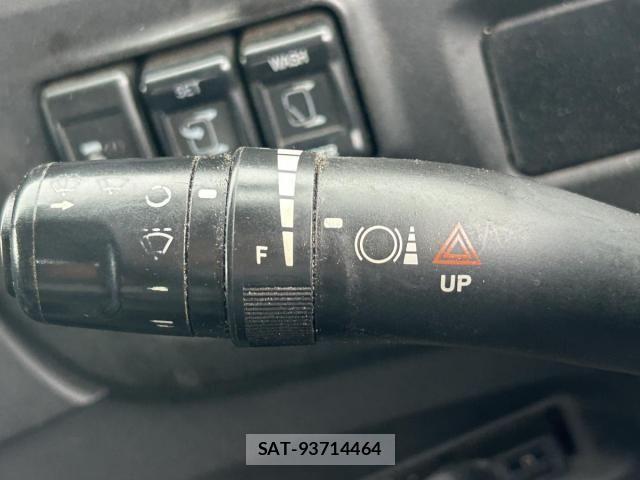 Isuzu GIGA 2016-05 8879915-24
