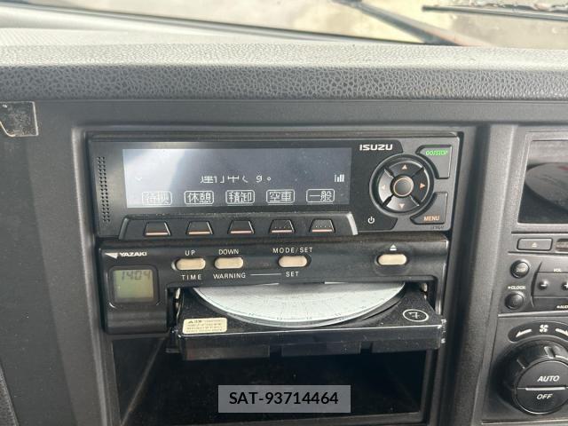 Isuzu GIGA 2016-05 8879915-27