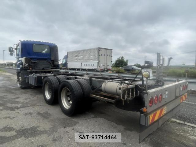 Isuzu GIGA 2016-05 8879915-5