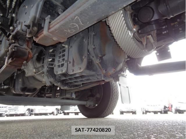 Isuzu GIGA 2025-07 8879910-12