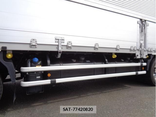 Isuzu GIGA 2025-07 8879910-21