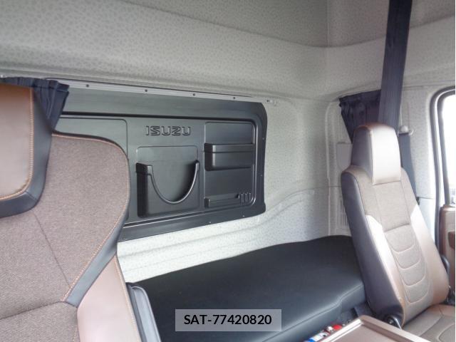 Isuzu GIGA 2025-07 8879910-22