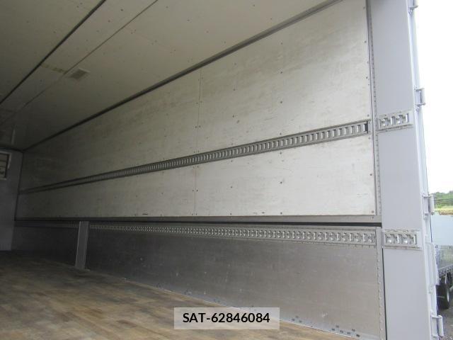 Isuzu GIGA 2017-05 8879914-20