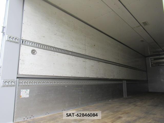 Isuzu GIGA 2017-05 8879914-23