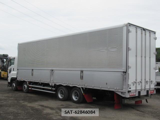Isuzu GIGA 2017-05 8879914-5