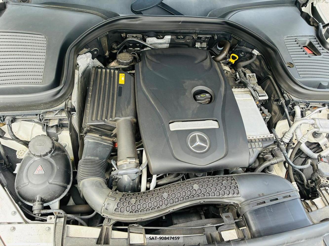 Mercedes Benz GLC-CLASS 2016-09 8084406-38