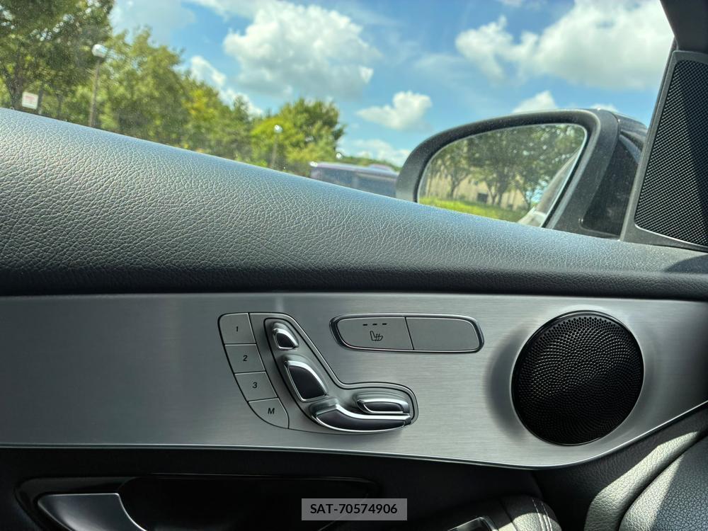 Mercedes Benz GLC-CLASS 2018-12 8344478-26