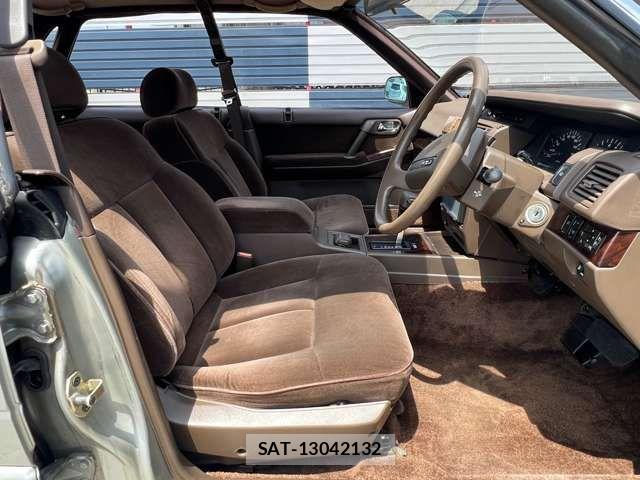 Nissan GLORIA HARDTOP 1990-03 1206569-7