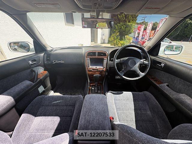 Nissan GLORIA HARDTOP 1998-01 6815044-1