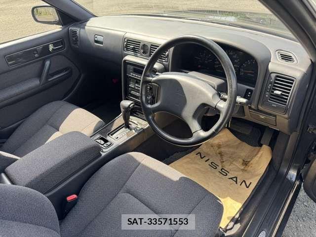 Nissan GLORIA HARDTOP 1992-03 6905747-4