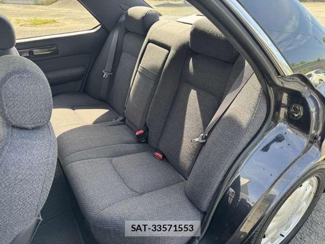 Nissan GLORIA HARDTOP 1992-03 6905747-6