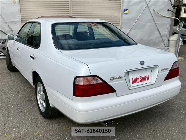 Nissan GLORIA HARDTOP 1997-03 7020539-6