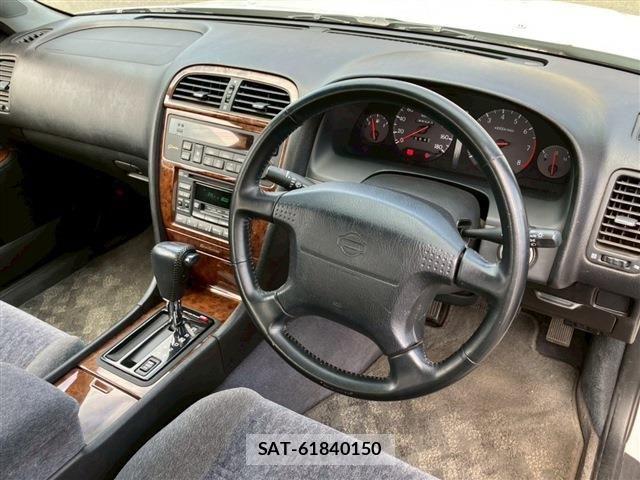 Nissan GLORIA HARDTOP 1997-03 7020539-8