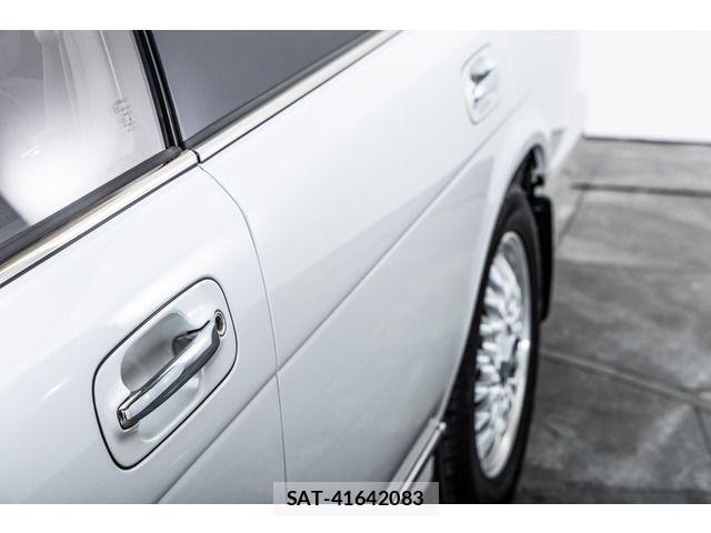 Nissan GLORIA HARDTOP 1994-09 7327237-17