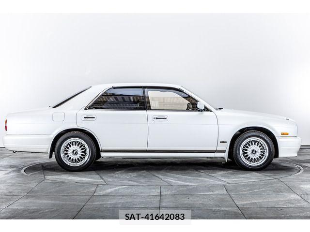 Nissan GLORIA HARDTOP 1994-09 7327237-7
