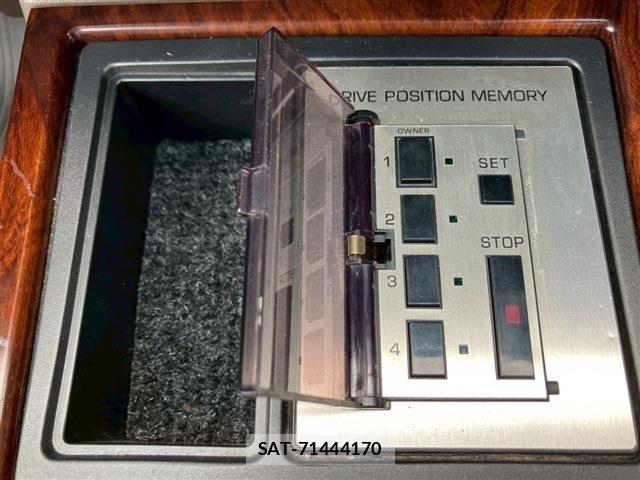 Nissan GLORIA HARDTOP 1985-07 7723654-17