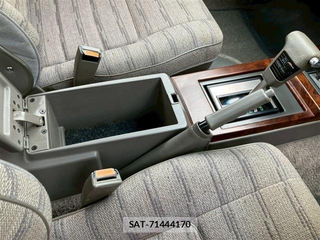 Nissan GLORIA HARDTOP 1985-07 7723654-20