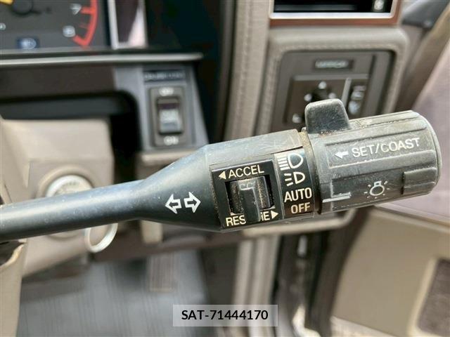 Nissan GLORIA HARDTOP 1985-07 7723654-21