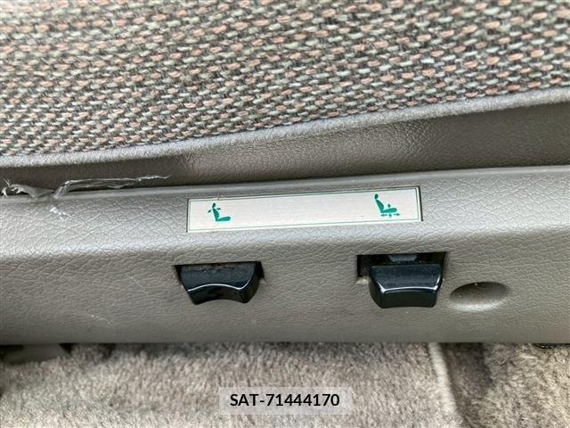 Nissan GLORIA HARDTOP 1985-07 7723654-23