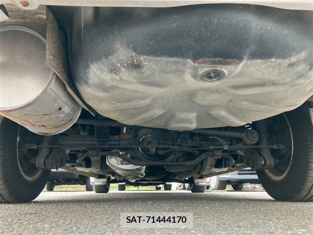 Nissan GLORIA HARDTOP 1985-07 7723654-25