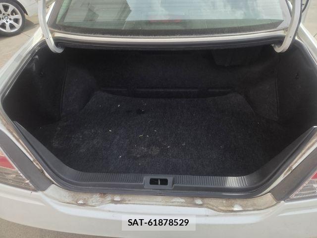 Nissan GLORIA HARDTOP 2004-07 8366068-14
