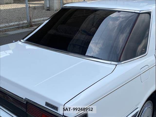 Nissan GLORIA HARDTOP 1986-09 8659266-11
