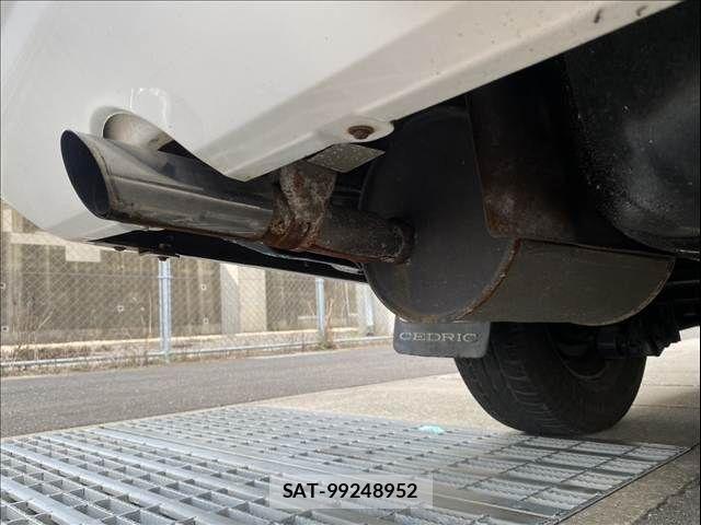 Nissan GLORIA HARDTOP 1986-09 8659266-18