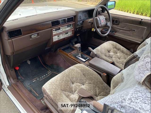 Nissan GLORIA HARDTOP 1986-09 8659266-24