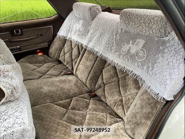 Nissan GLORIA HARDTOP 1986-09 8659266-27