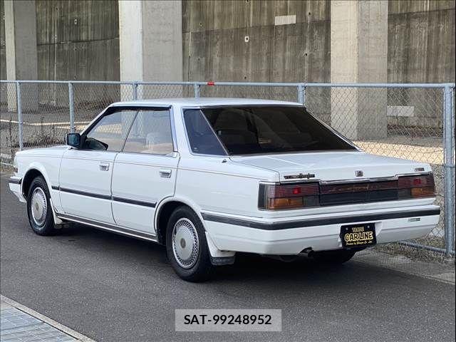 Nissan GLORIA HARDTOP 1986-09 8659266-6