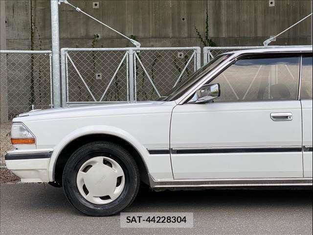 Nissan GLORIA HARDTOP 1986-09 8659268-16