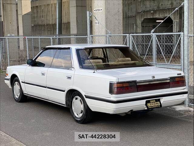 Nissan GLORIA HARDTOP 1986-09 8659268-18