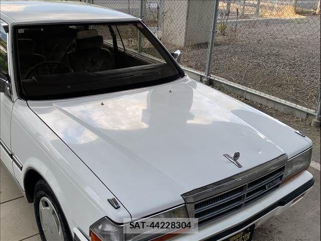 Nissan GLORIA HARDTOP 1986-09 8659268-19