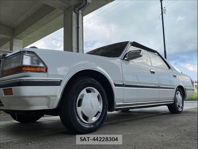 Nissan GLORIA HARDTOP 1986-09 8659268-21