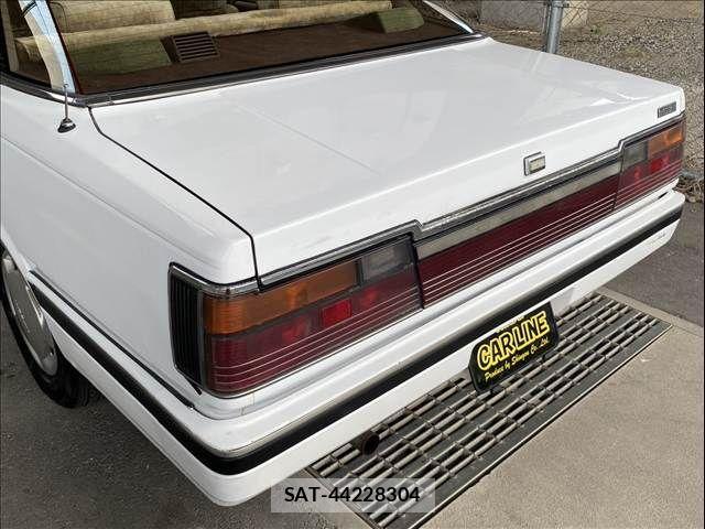 Nissan GLORIA HARDTOP 1986-09 8659268-24