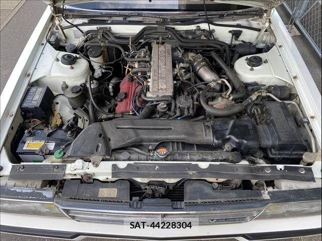 Nissan GLORIA HARDTOP 1986-09 8659268-3