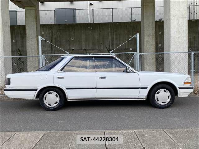 Nissan GLORIA HARDTOP 1986-09 8659268-8