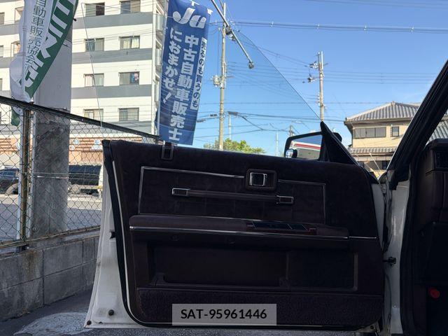 Nissan GLORIA HARDTOP 1983-11 8879916-12