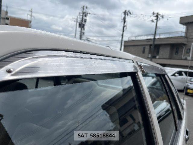 Nissan GLORIA SEDAN 1991-04 8035732-16