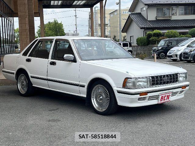 Nissan GLORIA SEDAN 1991-04 8035732-6