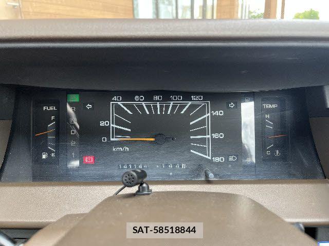 Nissan GLORIA SEDAN 1991-04 8035732-7