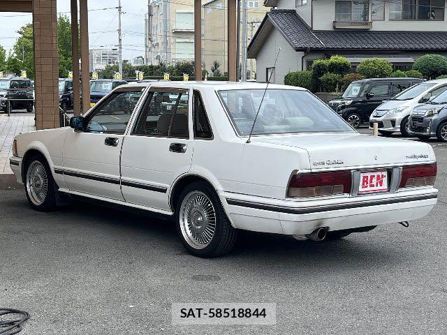 Nissan GLORIA SEDAN 1991-04 8035732-8