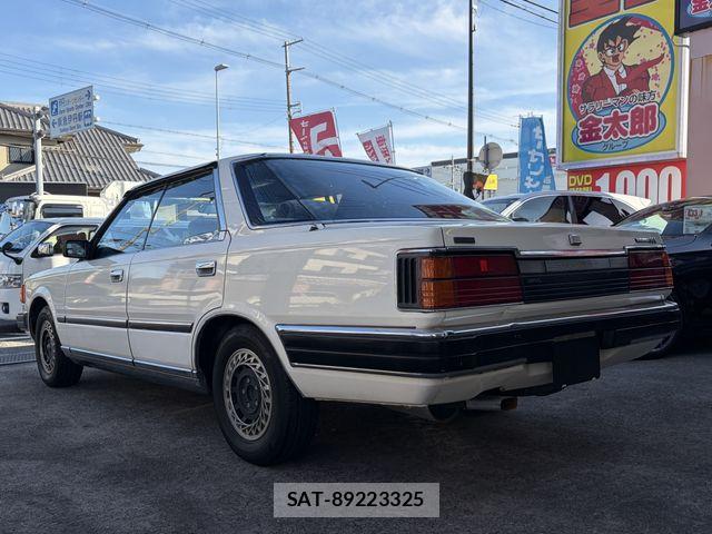 Nissan GLORIA SEDAN 1983-11 8366070-12