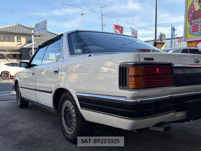 Nissan GLORIA SEDAN 1983-11 8366070-14