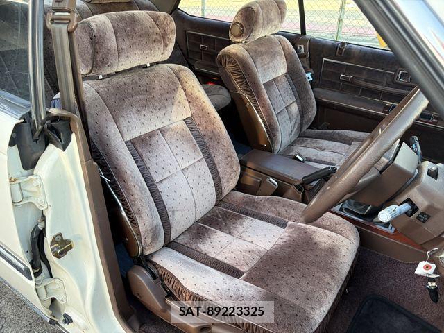 Nissan GLORIA SEDAN 1983-11 8366070-22