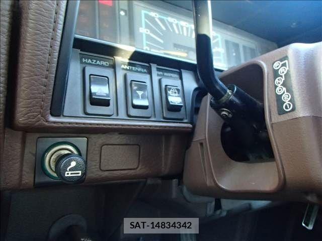 Nissan GLORIA WAGON 1999-07 1206572-25