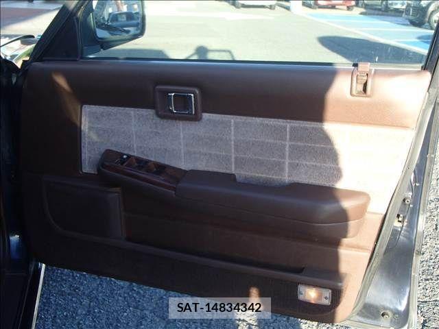 Nissan GLORIA WAGON 1999-07 1206572-26