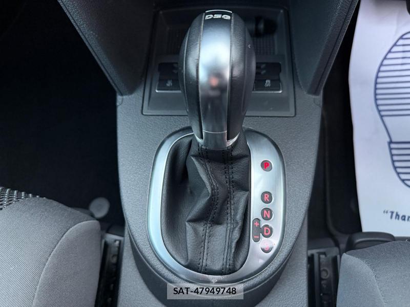 VolksWagen GOLF 2014-12 1297060-33